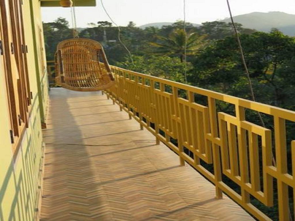 Panthalams * Thekkady