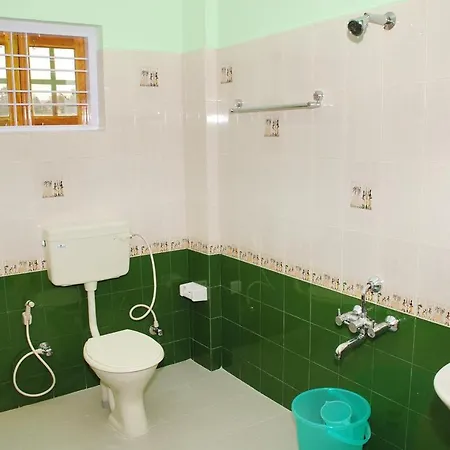 Panthalams Homestay Thekkady Exterior photo