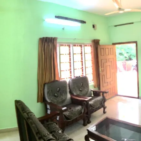 Panthalams Homestay Thekkady Exterior photo