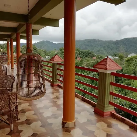 Panthalams Homestay Thekkady Exterior photo