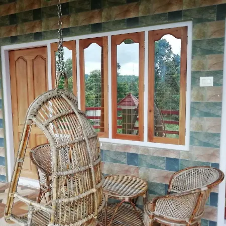 Panthalams Homestay Thekkady Exterior photo