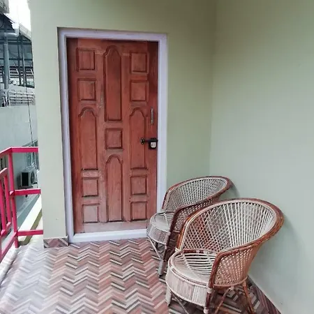 Panthalams Homestay Thekkady Exterior photo